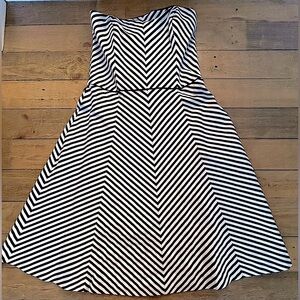 WHBM Black and White Striped Swing Strapless Dress Vintage 50s removable straps